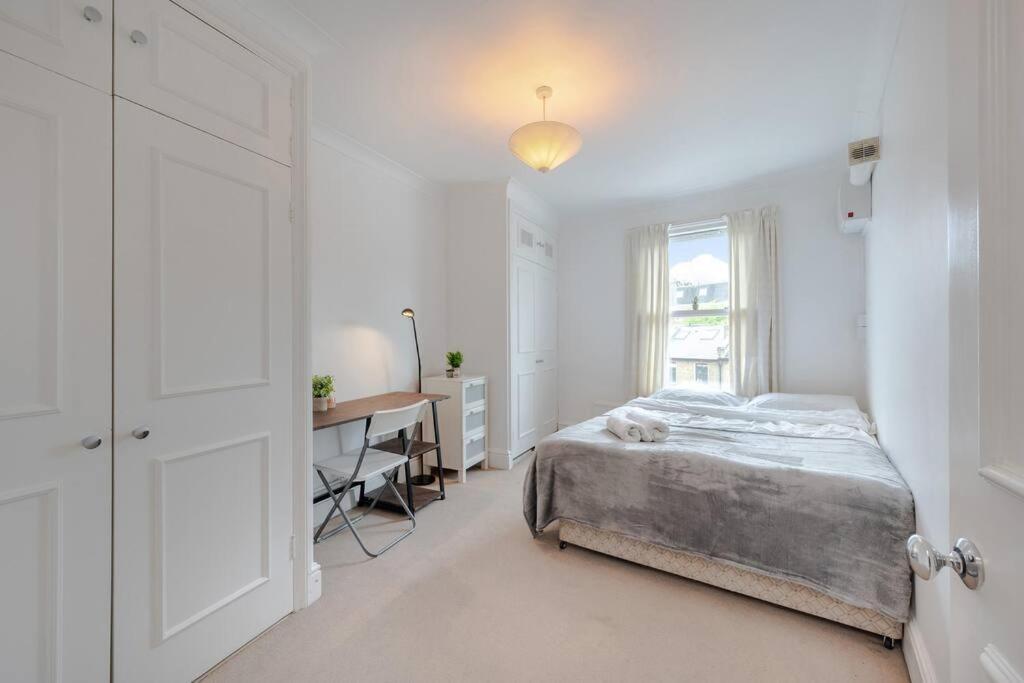 Cosy 2 Bed In Kensington Olympia Διαμέρισμα Λονδίνο Εξωτερικό φωτογραφία